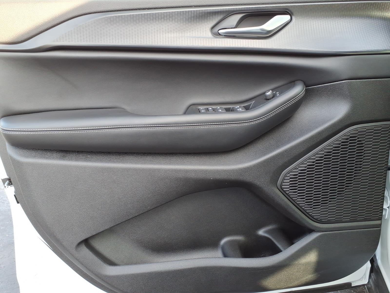 2025 Jeep Grand Cherokee L Altitude - Photo 8