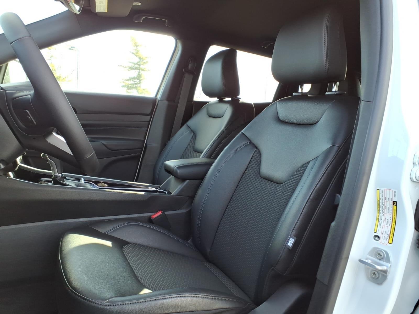 2026 Jeep Compass Latitude Altitude - Photo 9