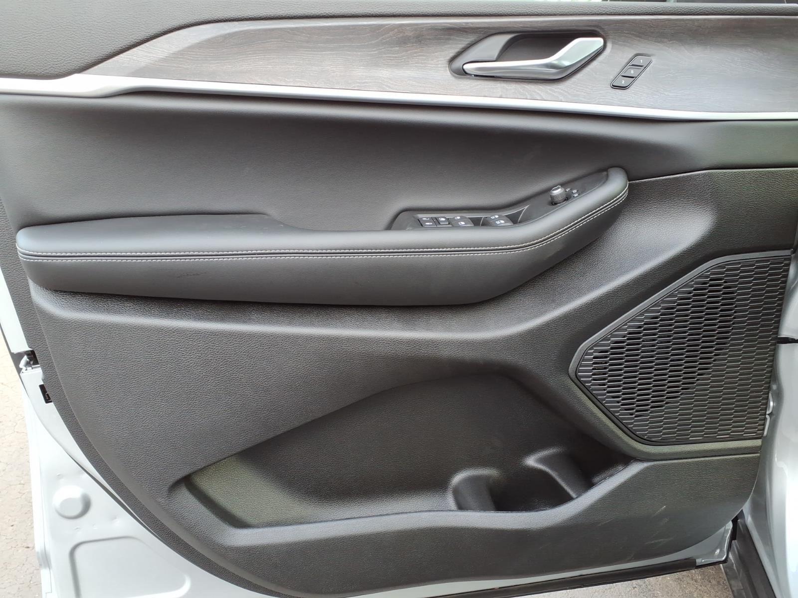 2025 Jeep Grand Cherokee L Limited - Photo 8