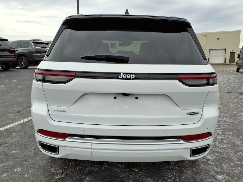 New 2025 Jeep Grand Cherokee Summit Reserve Sport Utility