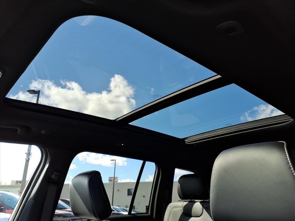 New 2025 Jeep Grand Cherokee Limited Sport Utility