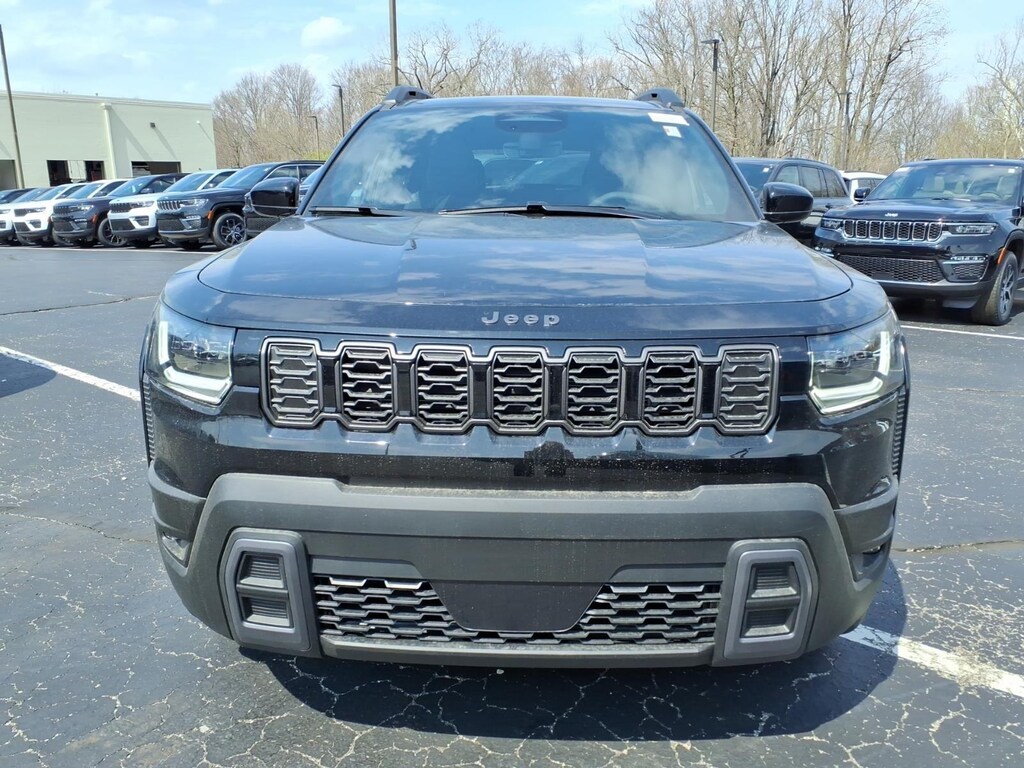 New 2026 Jeep Cherokee Laredo Sport Utility