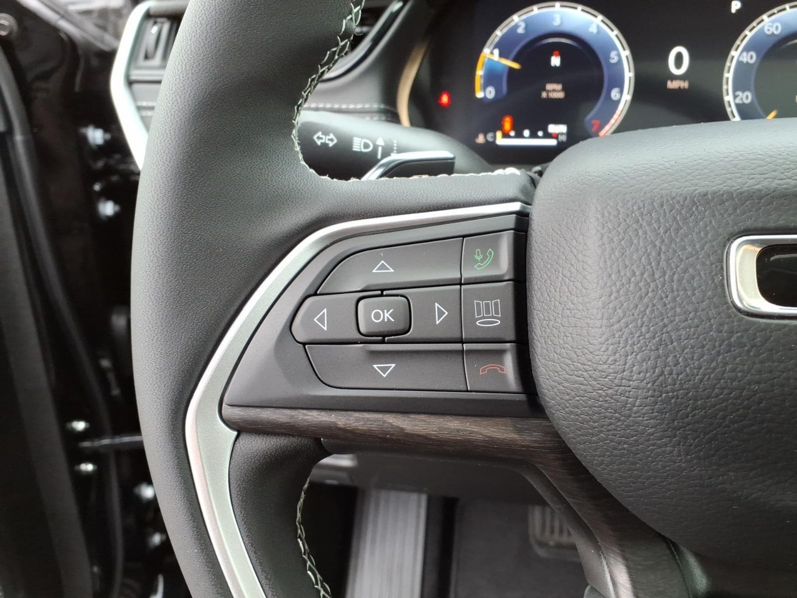 2026 Jeep Grand Cherokee Laredo - Photo 12