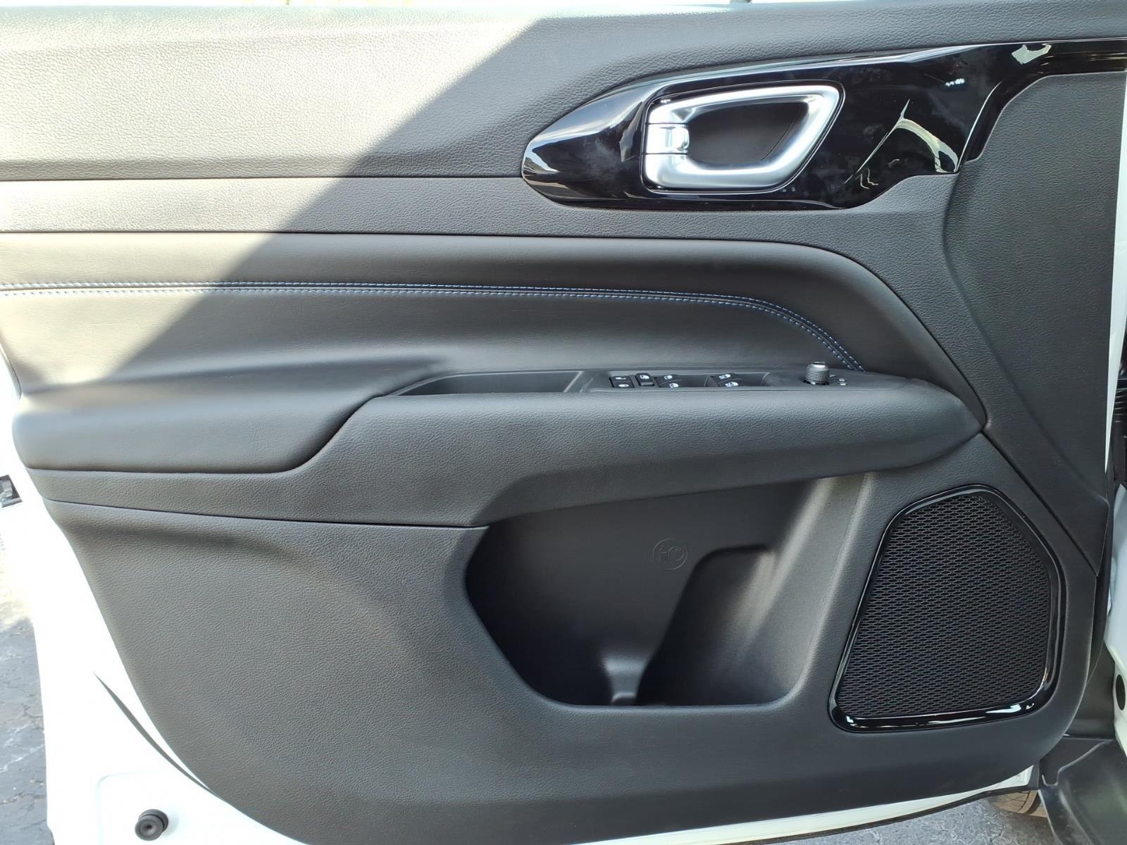 2026 Jeep Compass Altitude - Photo 8