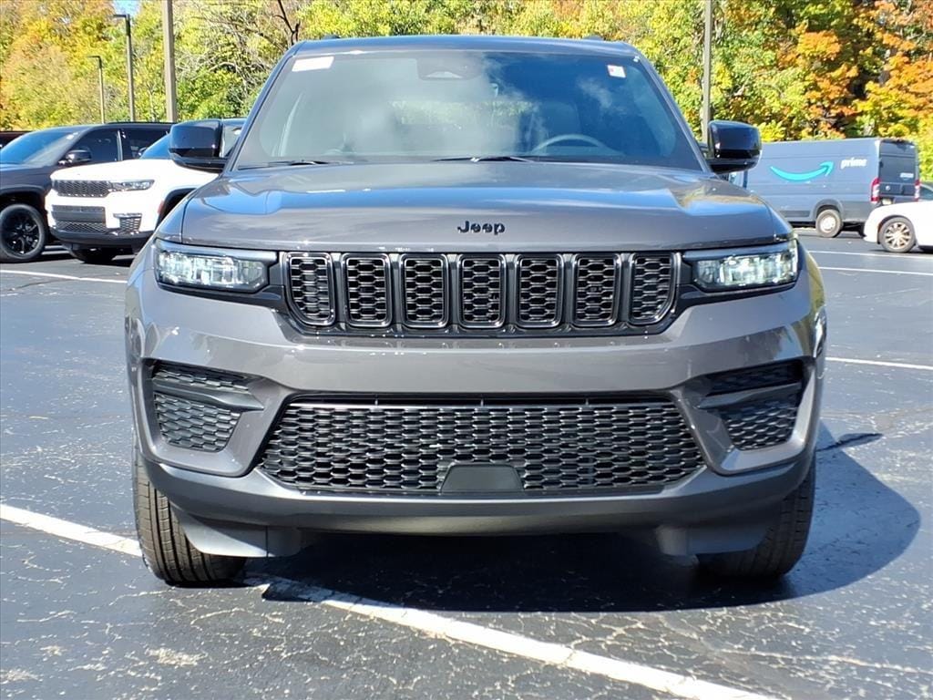 New 2025 Jeep Grand Cherokee Altitude X Sport Utility
