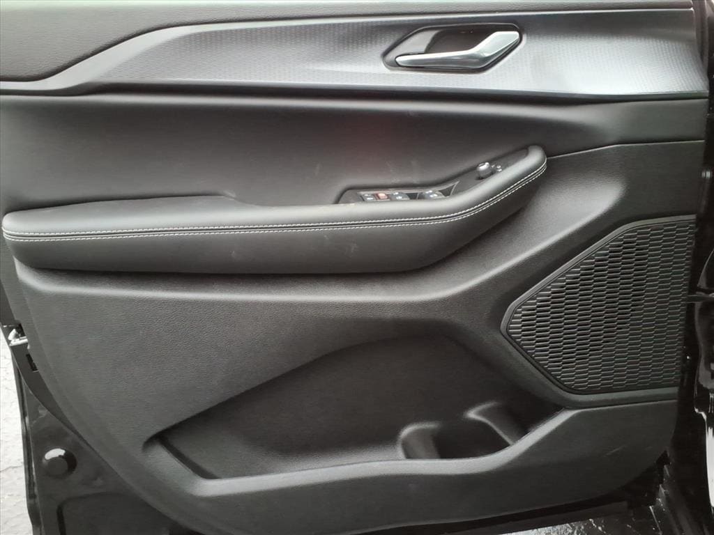 2025 Jeep Grand Cherokee L Altitude - Photo 8