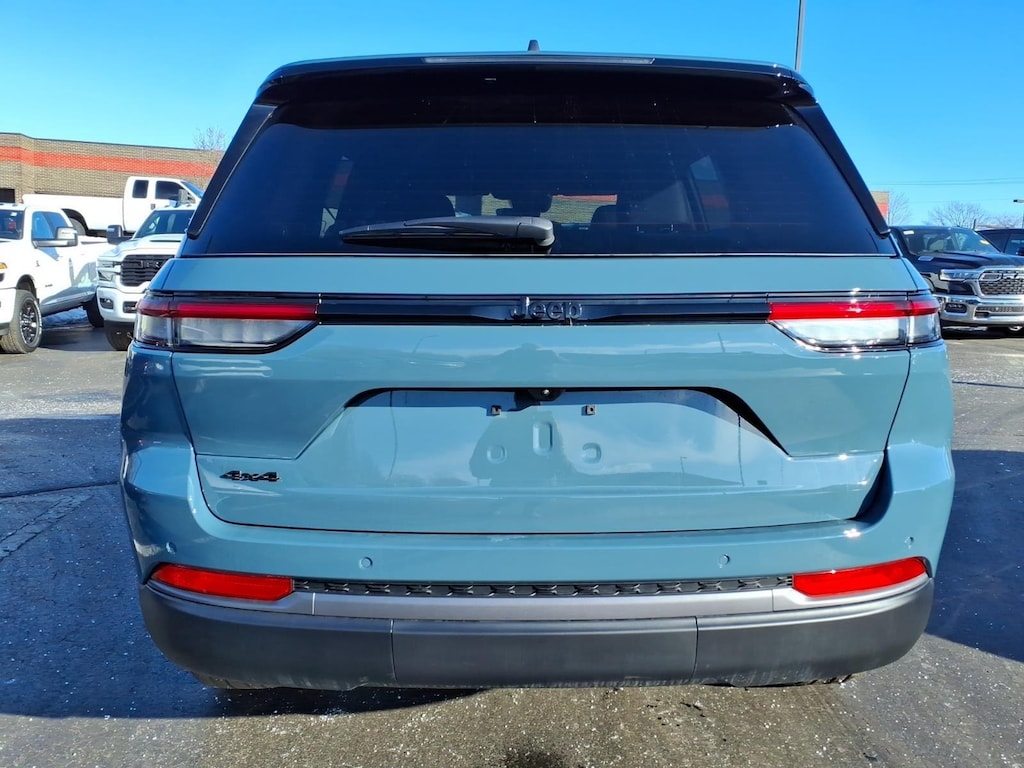New 2026 Jeep Grand Cherokee Limited Sport Utility