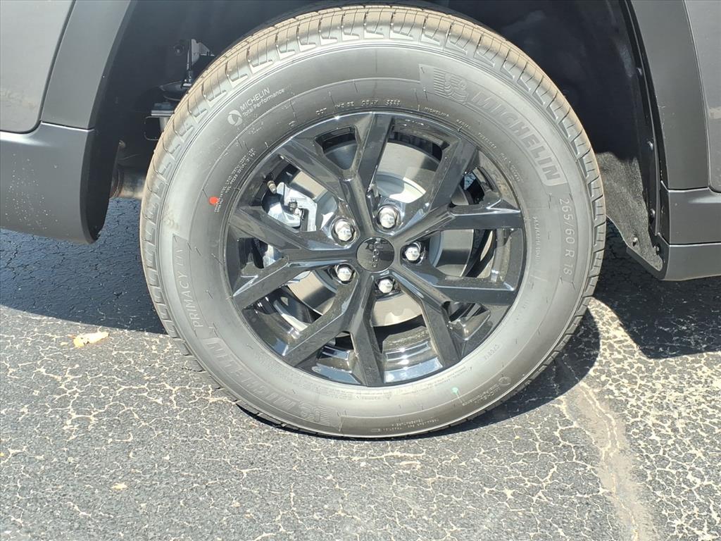 2025 Jeep Grand Cherokee Altitude X photo 4