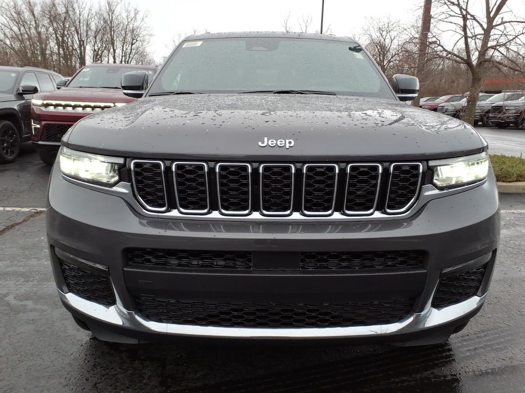 New 2025 Jeep Grand Cherokee L Limited Sport Utility