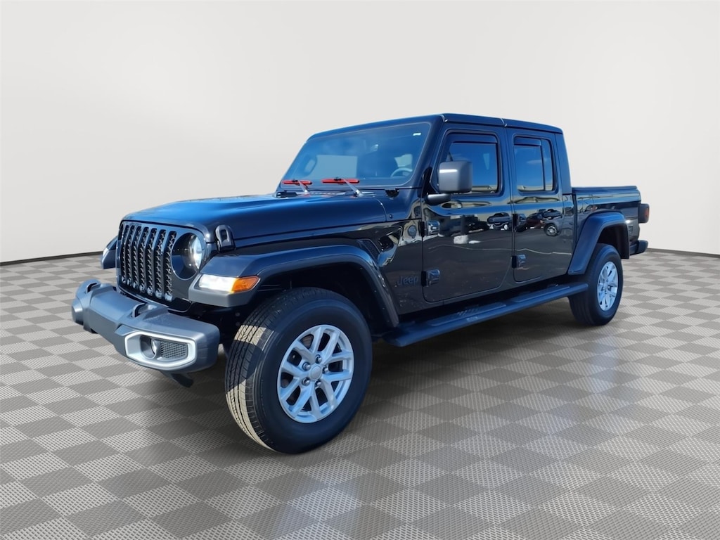 Used 2023 Jeep Gladiator Sport S Truck Crew Cab
