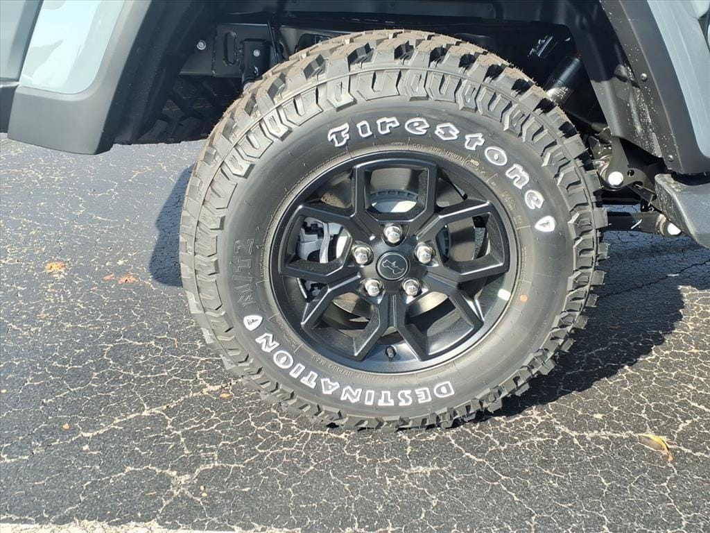 New 2025 Jeep Gladiator High Tide Pickup