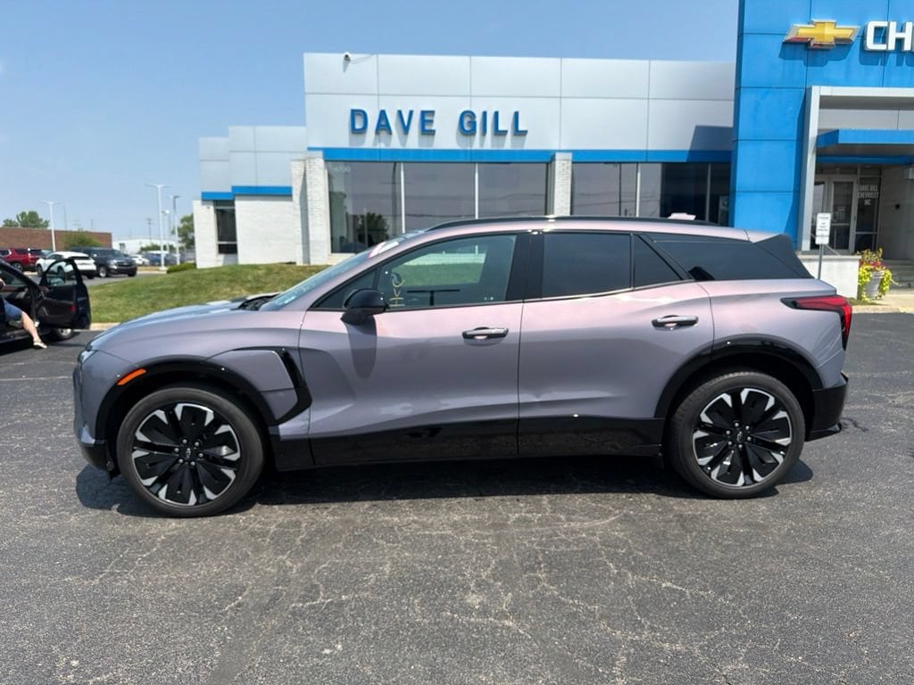 Used 2024 Chevrolet Blazer EV RS with VIN 3GNKDCRJ8RS203967 for sale in Columbus, OH