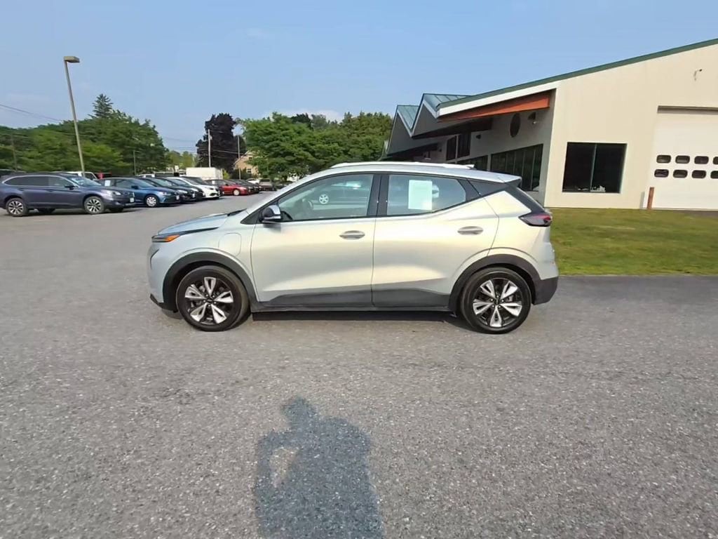 Used 2023 Chevrolet Bolt EUV LT with VIN 1G1FY6S09P4122998 for sale in Columbus, OH