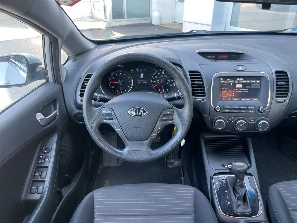 2018 Kia Forte LX photo 2