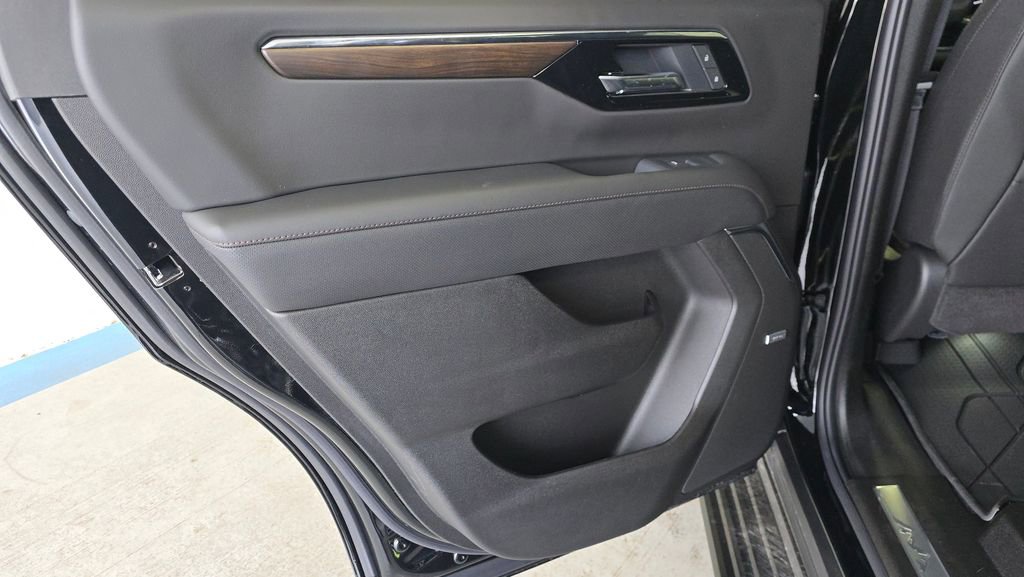 2026 Chevrolet Tahoe High Country - Photo 22
