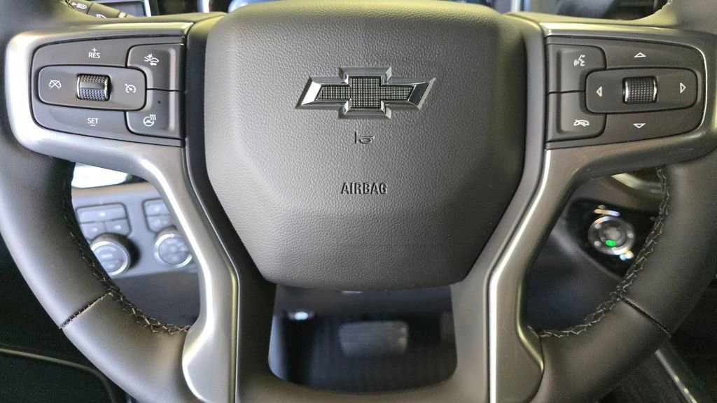 2026 Chevrolet Silverado 2500HD LT photo 2