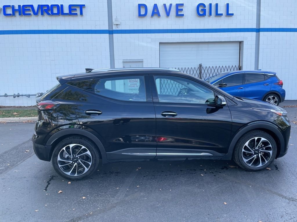 Used 2022 Chevrolet Bolt EUV Premier with VIN 1G1FZ6S09N4118931 for sale in Columbus, OH