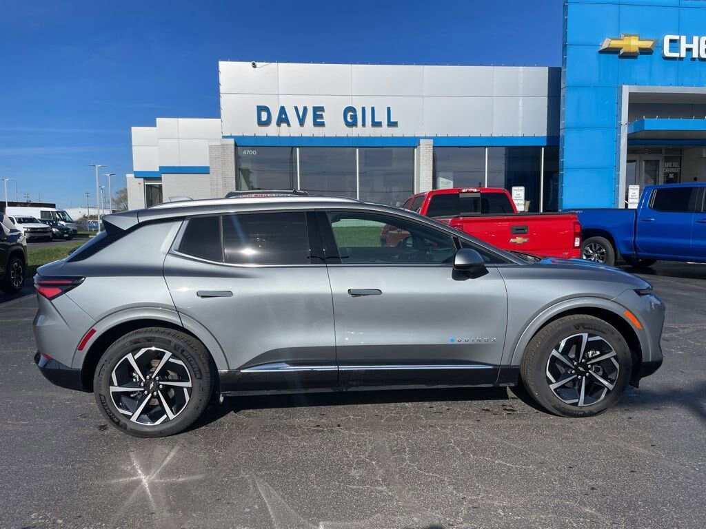 Used 2025 Chevrolet Equinox EV LT SUV