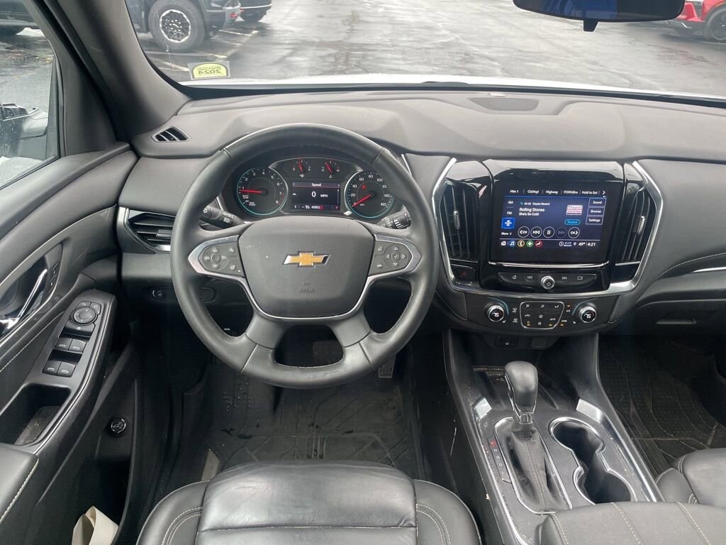 Used 2023 Chevrolet Traverse LT Leather SUV