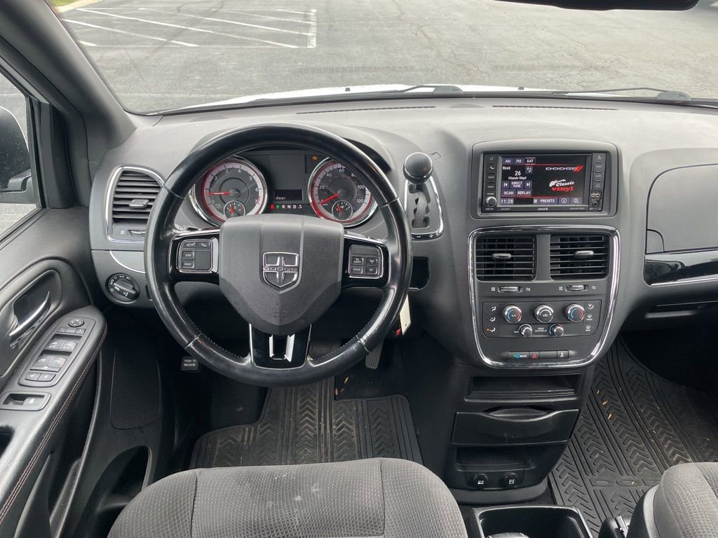 2019 Dodge Grand Caravan SE Anniversary Edition photo 3