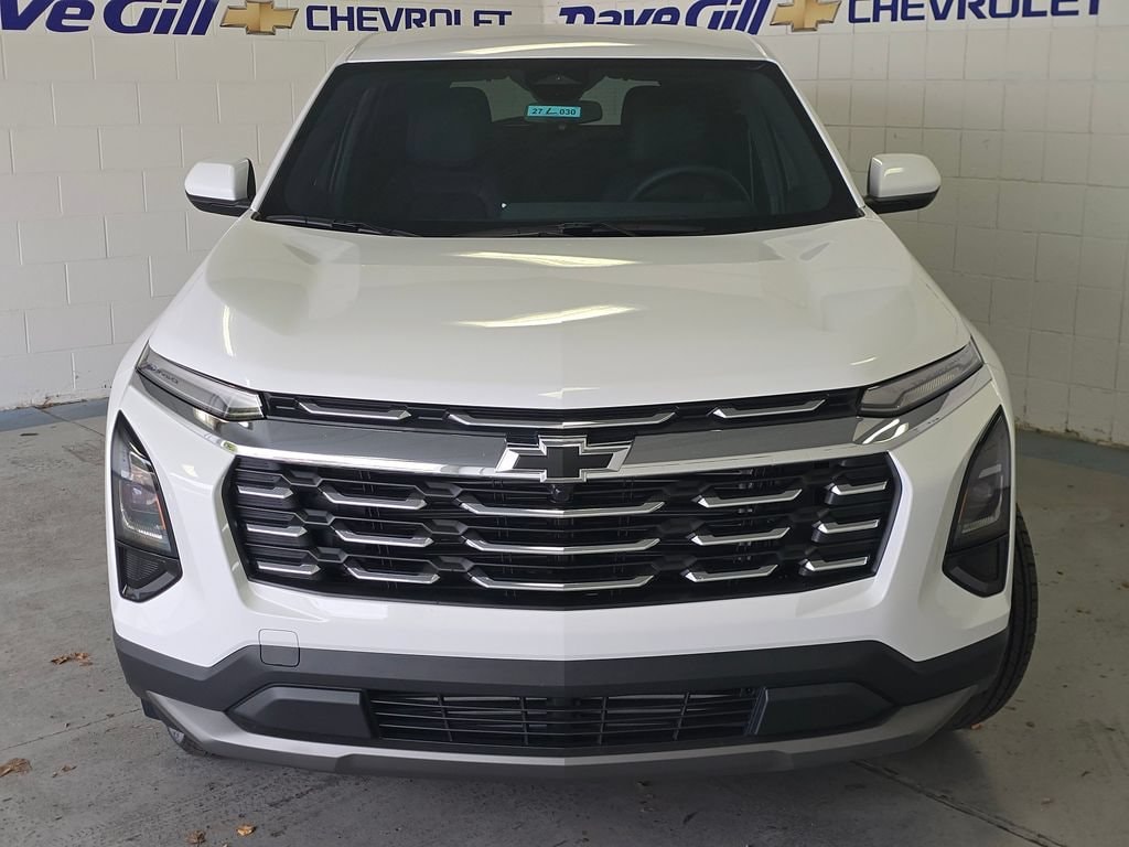 2027 Chevrolet Equinox LT - Photo 10