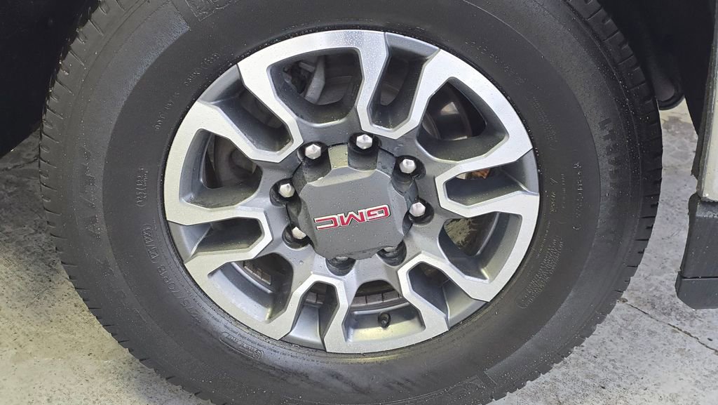 2022 Gmc Sierra 2500 HD SLE photo 3