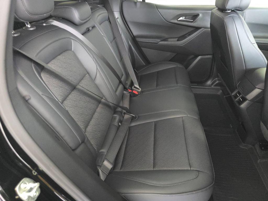 2027 Chevrolet Equinox LT - Photo 18