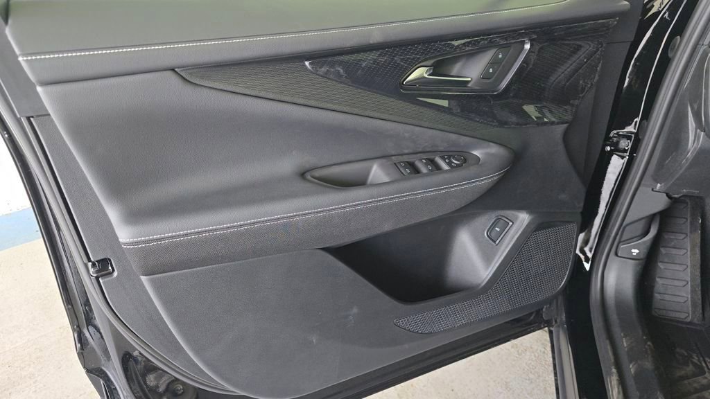 2026 Chevrolet Blazer EV LT - Photo 27