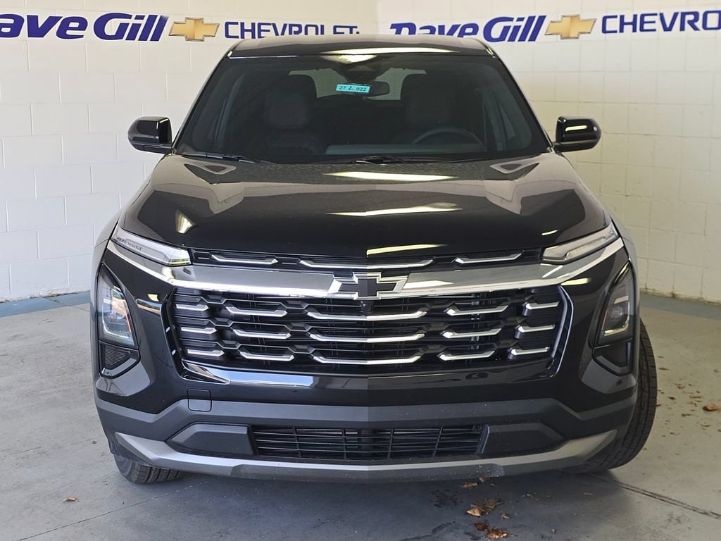 2027 Chevrolet Equinox LT - Photo 10
