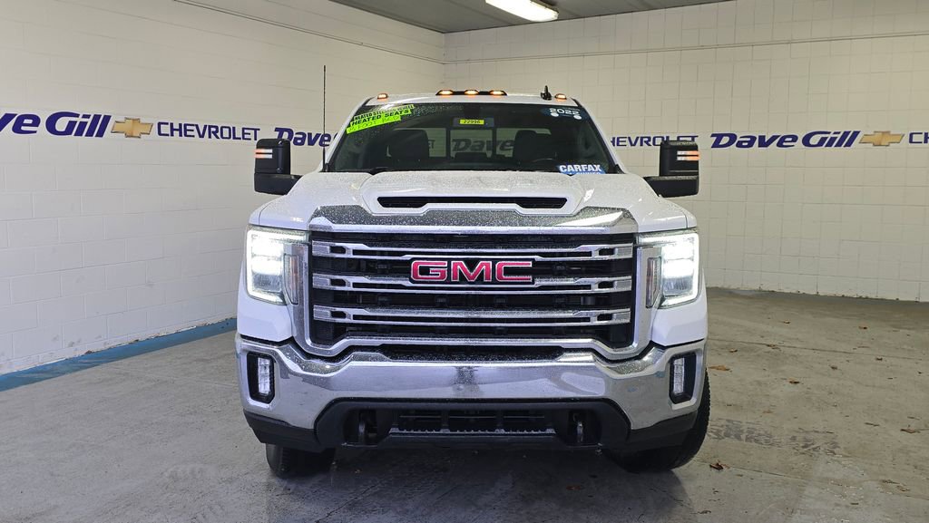 2022 Gmc Sierra 2500 HD SLE photo 2