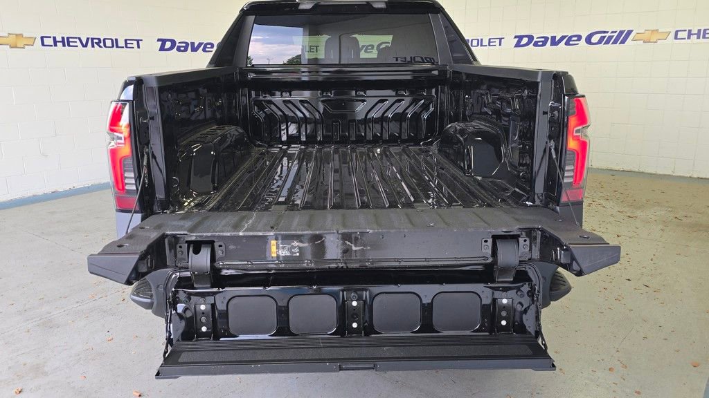 2026 Chevrolet Silverado EV Trail Boss - Photo 19