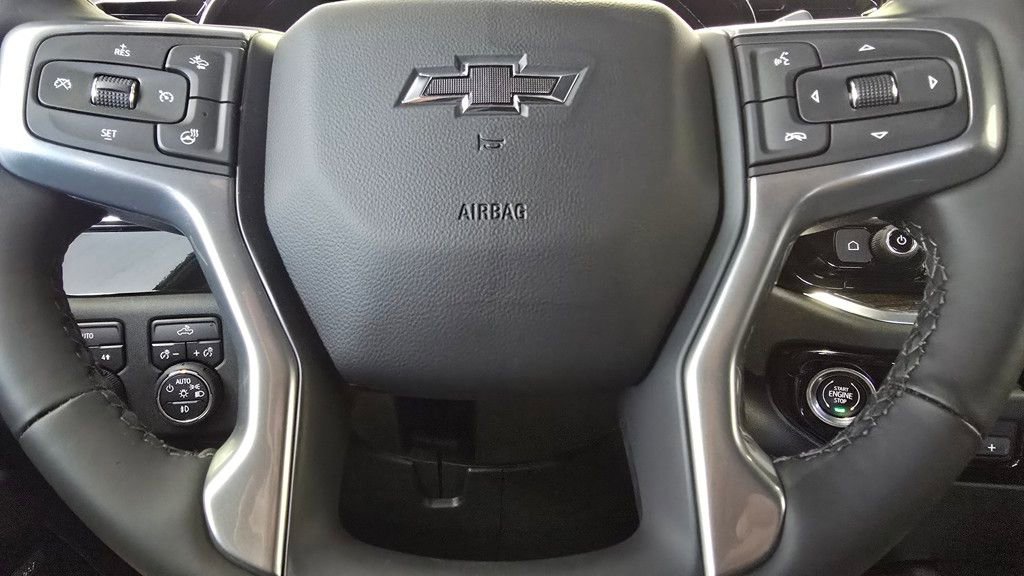 2026 Chevrolet Silverado 1500 RST photo 2