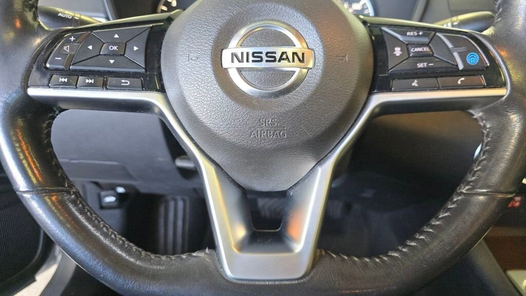 Used 2022 Nissan Altima SV FWD Sedan