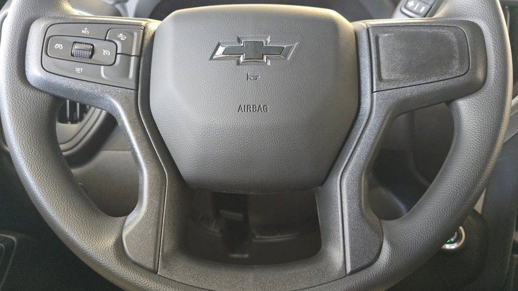 2026 Chevrolet Silverado 1500 Custom photo 2