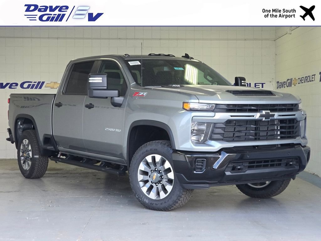2026 Chevrolet Silverado HD Custom 4WD Crew Cab Standard Box's photo