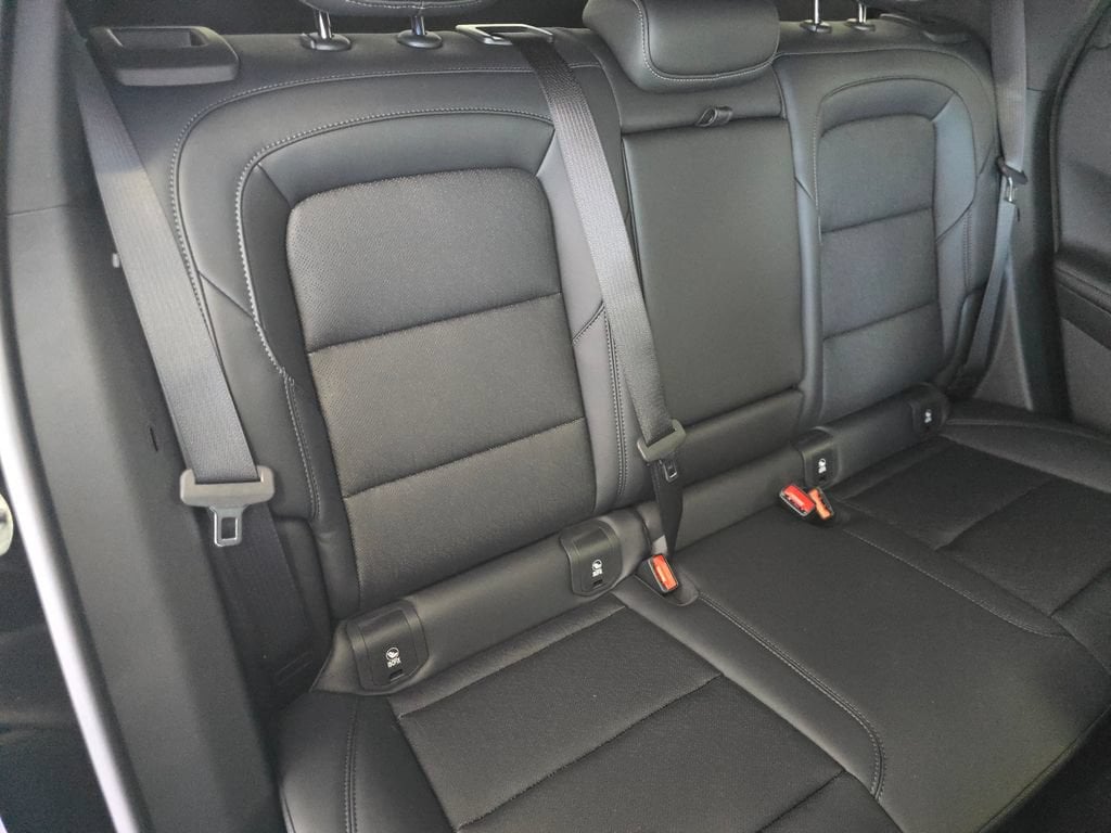 2027 Chevrolet Equinox LT - Photo 19