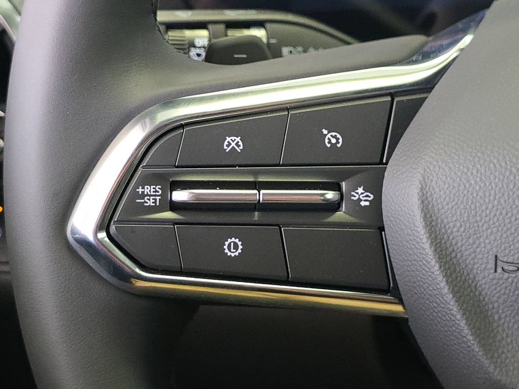 2027 Chevrolet Equinox LT - Photo 28