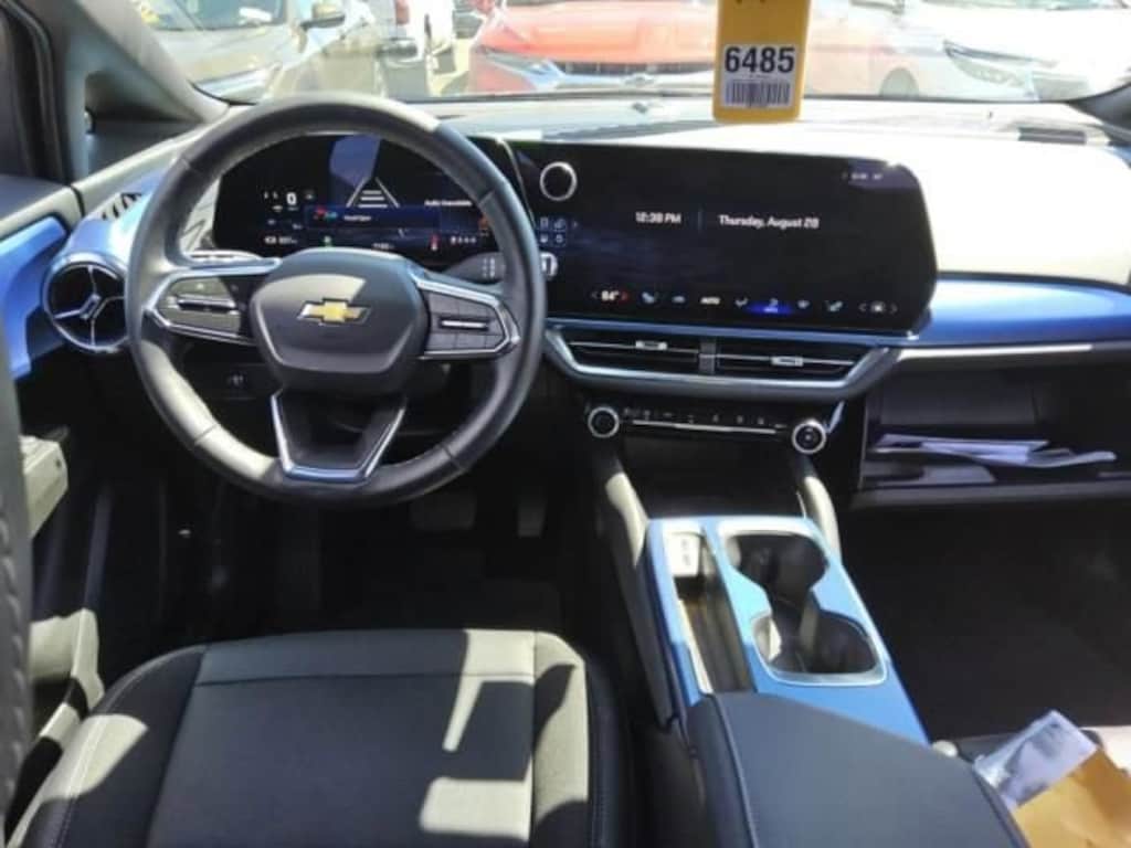 Used 2025 Chevrolet Equinox EV LT SUV