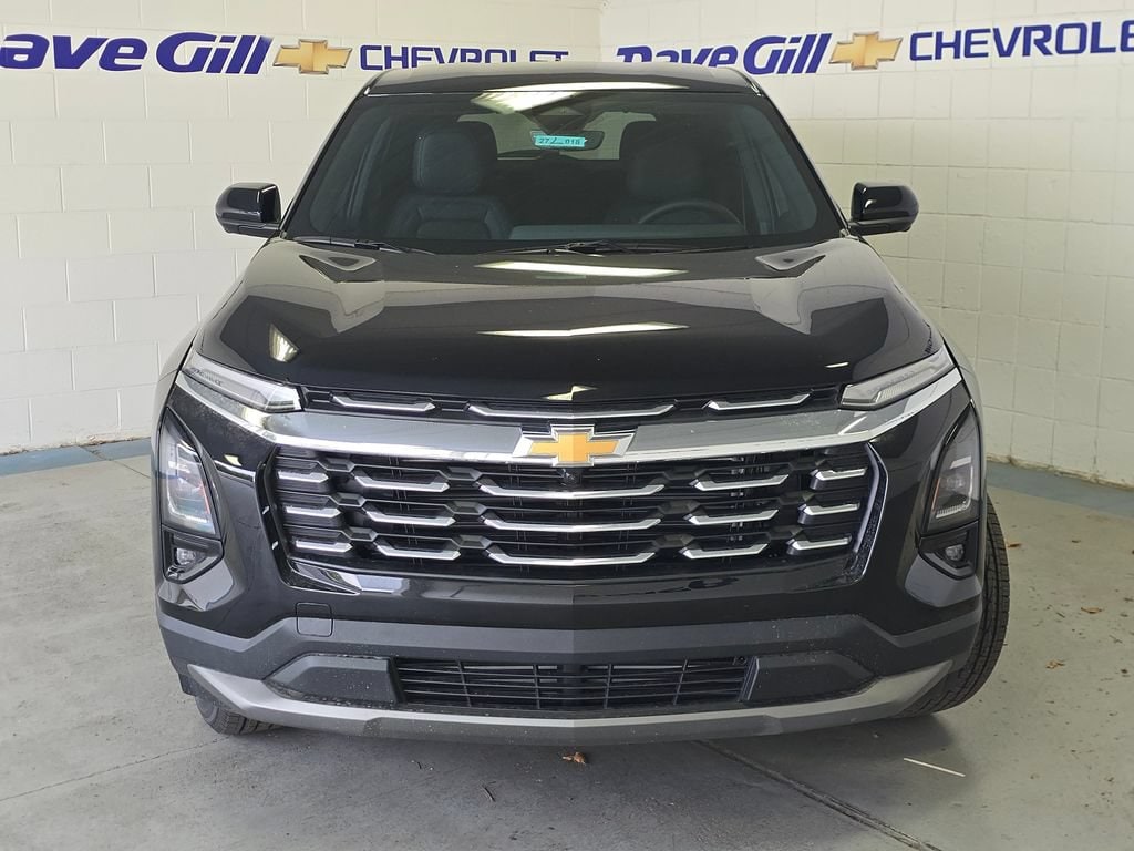 2027 Chevrolet Equinox LT - Photo 10