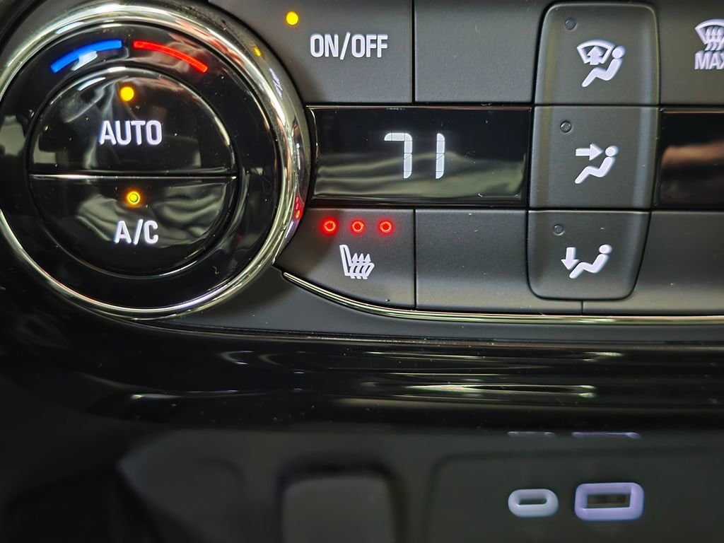 2026 Chevrolet Trax LT - Photo 10