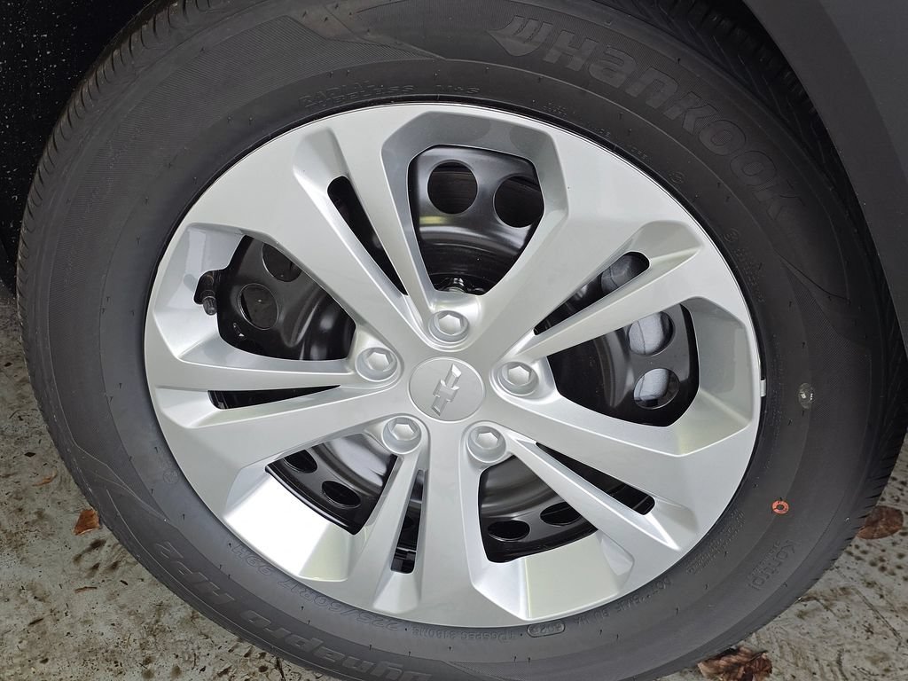 2026 Chevrolet Trax LS - Photo 11