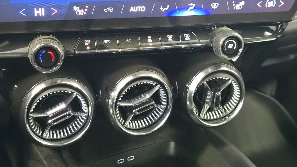 2026 Chevrolet Blazer EV LT - Photo 9
