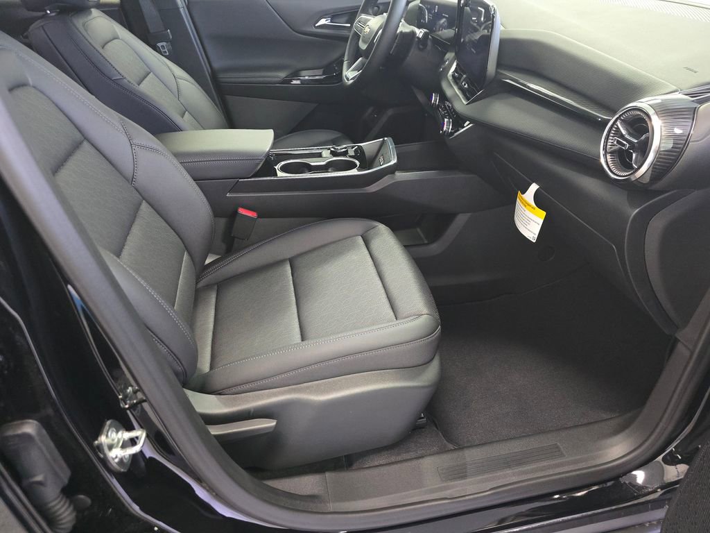 2026 Chevrolet Equinox LT - Photo 13