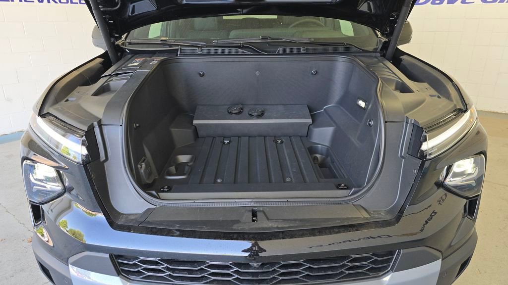 2026 Chevrolet Silverado EV LT - Photo 29