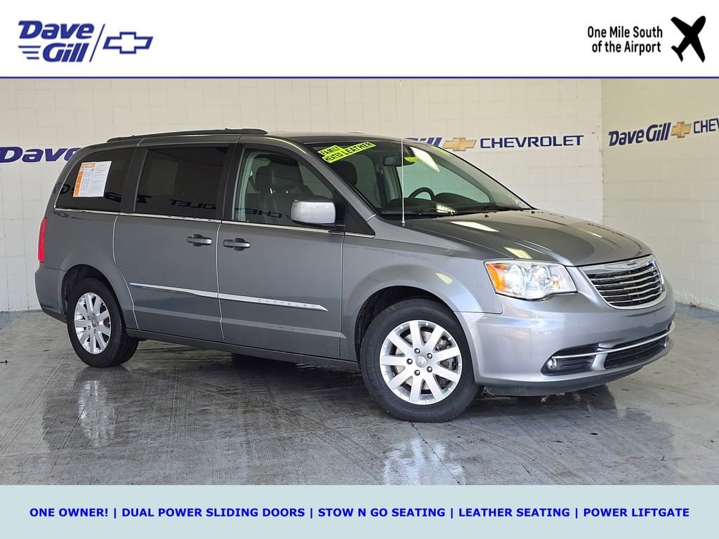 2014 Chrysler Town & Country Touring
