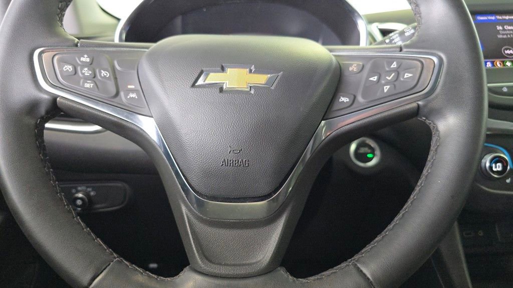 2024 Chevrolet Equinox LT photo 2