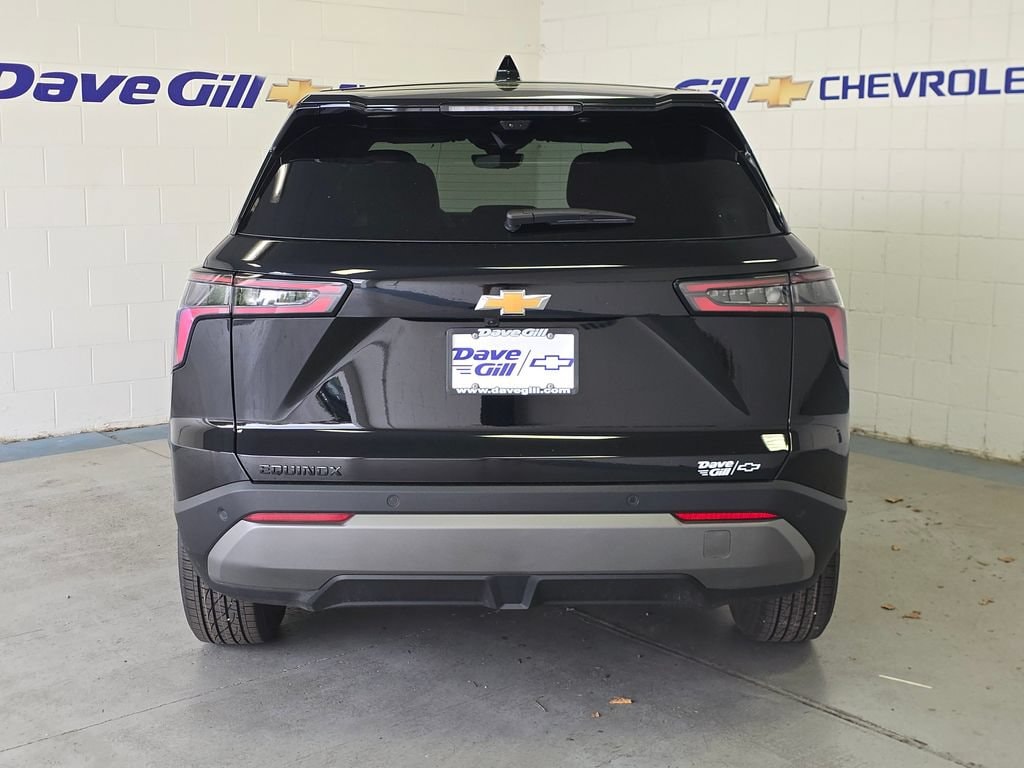 2027 Chevrolet Equinox LT - Photo 13