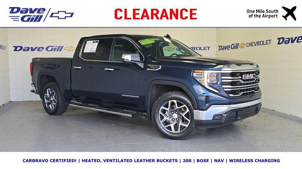 2022 GMC Sierra 1500 SLT's photo