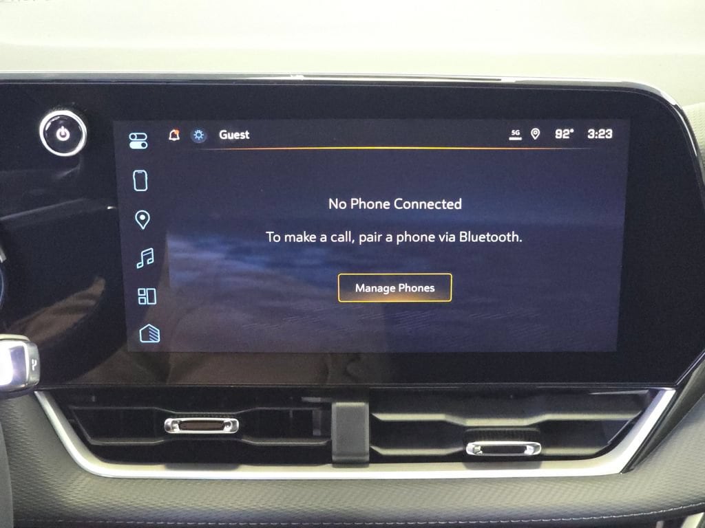 2027 Chevrolet Equinox LT - Photo 8