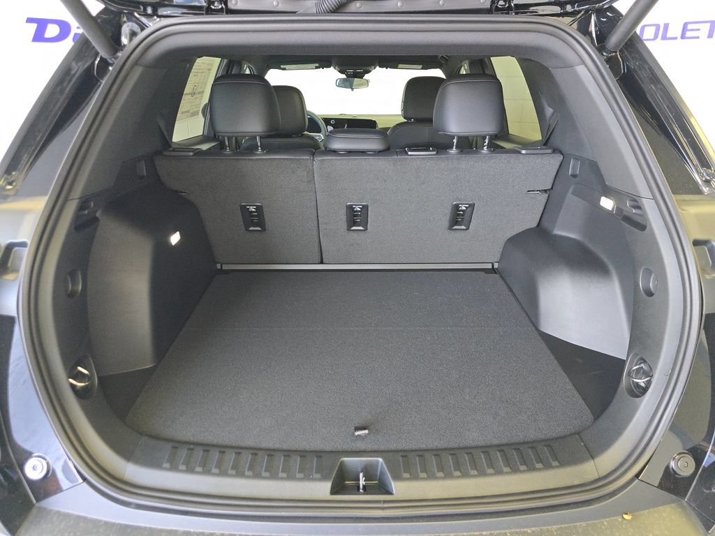 2027 Chevrolet Equinox LT - Photo 15